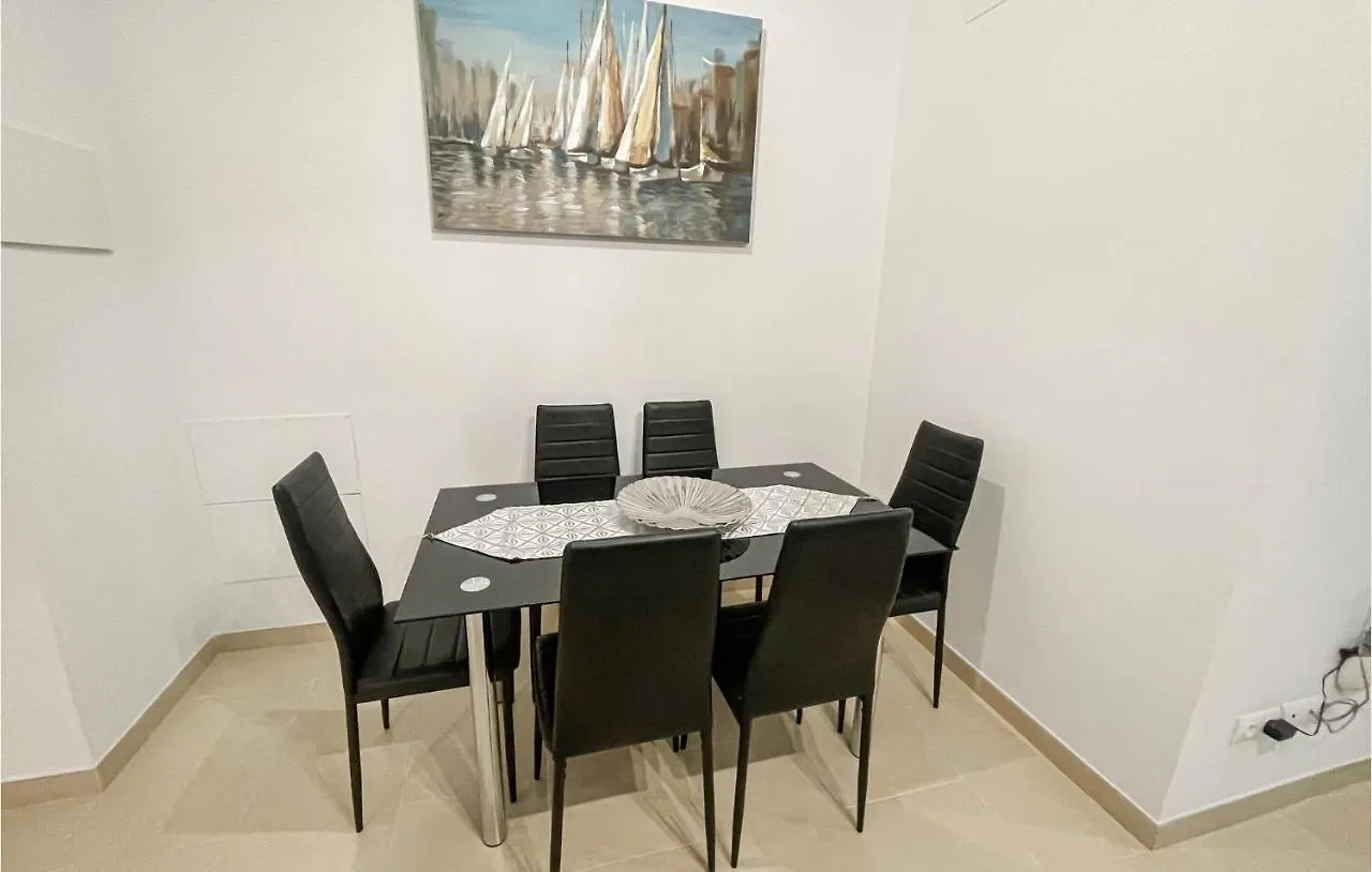 Cozy Apartment In Estepona With Wifi 西班牙
